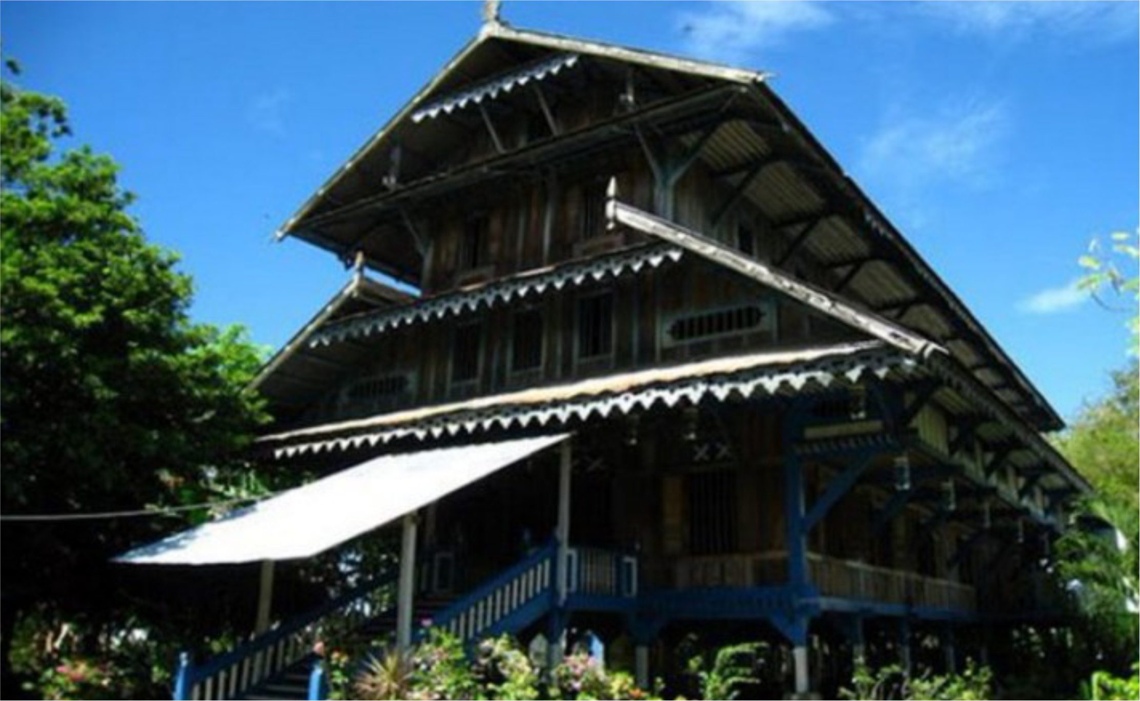 Rumah Adat Provinsi Sulawesi Tenggara Banua Tada Pewarta Nusantara