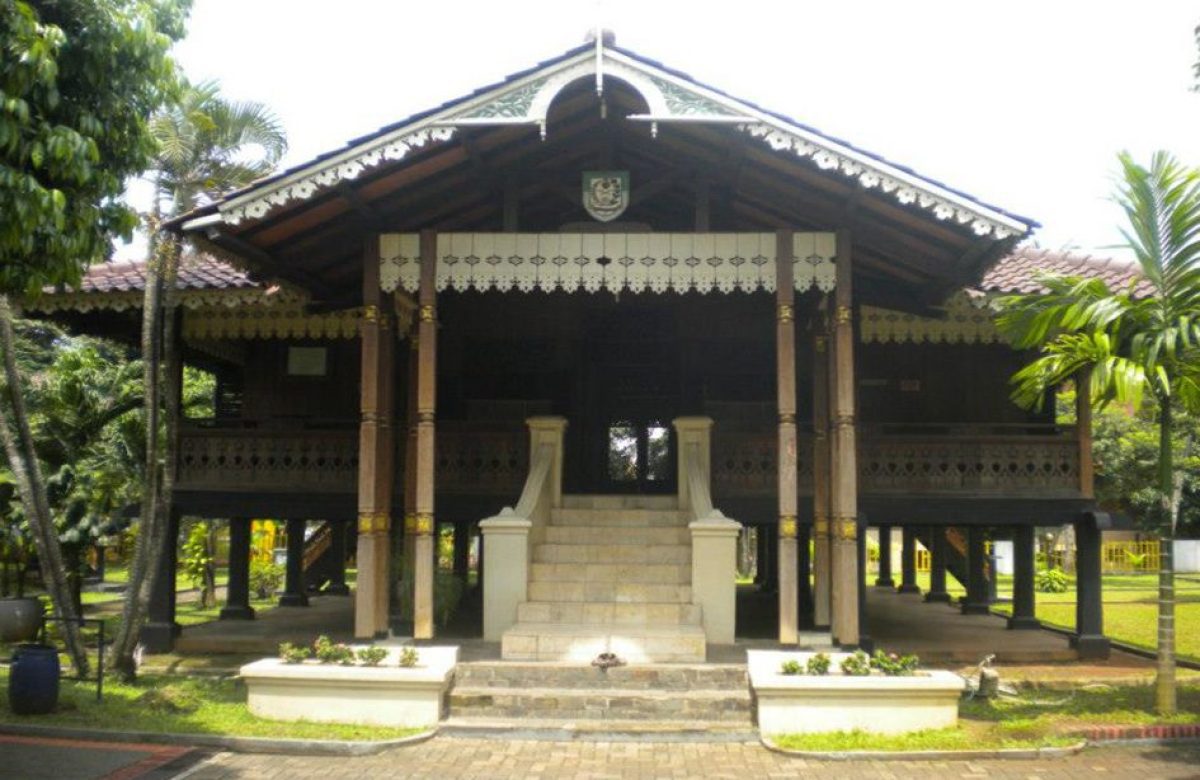 Rumah ada Bubungan Lima Bengkulu 4