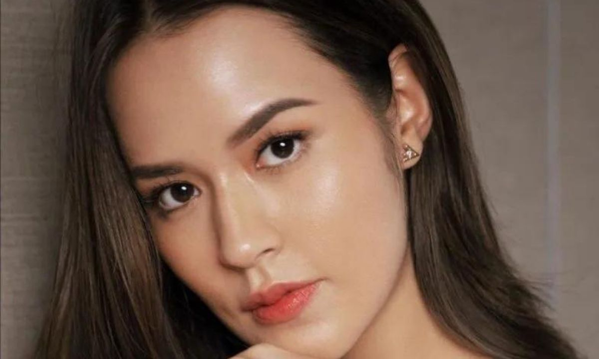 6 Tips Make Up Flawless untuk Pemula Agar Cantik Seperti Raisa