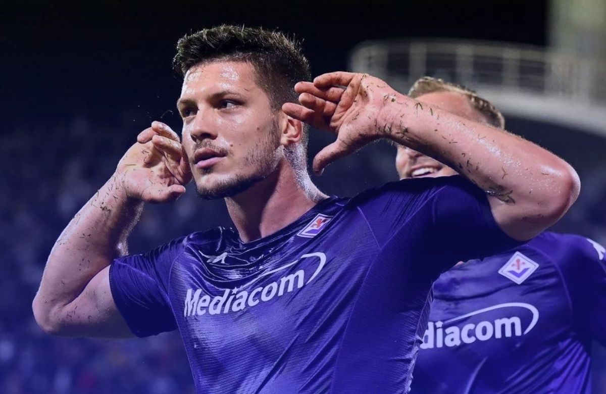 Luka Jovic Menyebabkan AS Roma Merana Fiorentina Menang 2-1