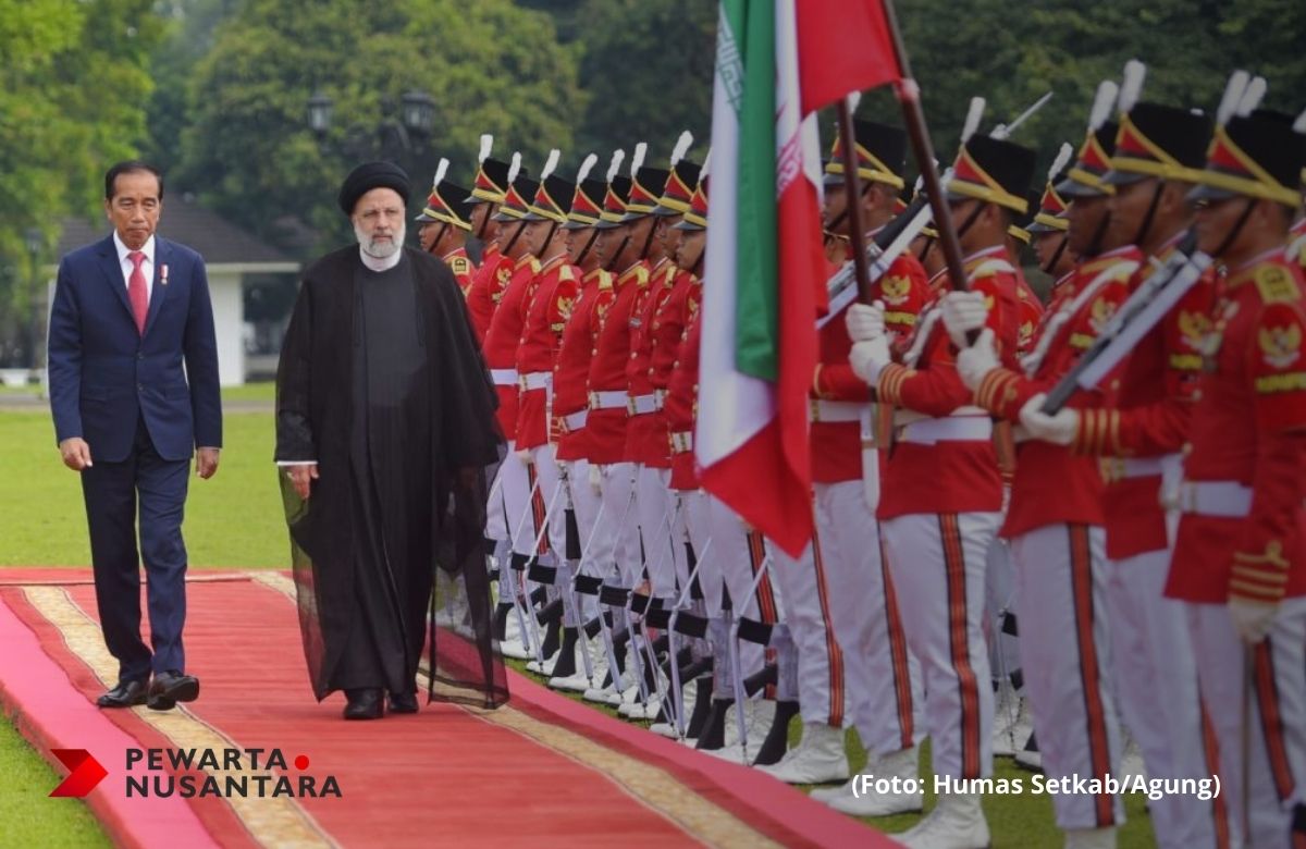 Presiden Jokowi Sambut Kedatangan Presiden Ebrahim Raisi di Istana Bogor: Menguatkan Hubungan Diplomatik antara Indonesia dan Iran