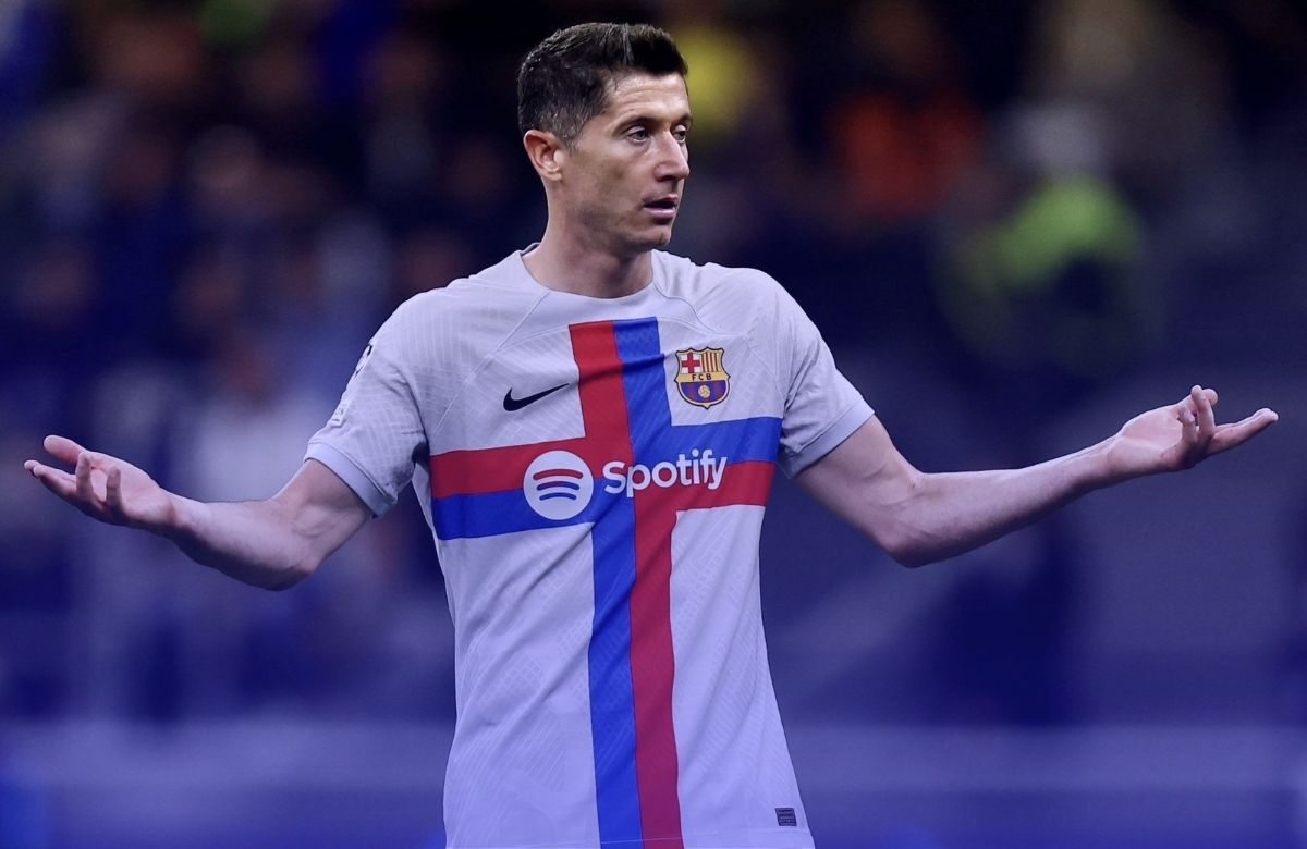 Robert Lewandowski Cetak Sejarah di Barcelona Musim Pertama Membawa Trofi Bergengsi dan Menggebrak LaLiga!