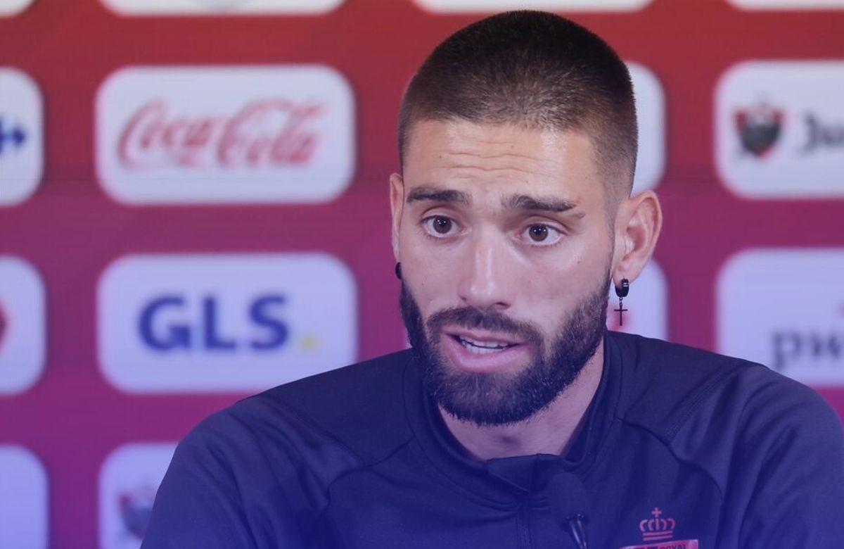 Misteri Masa Depan Yannick Carrasco: Tetap Setia atau Terbang Bersama Barcelona?