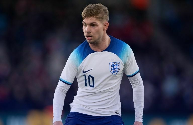 Emile Smith Rowe, Sang Pemain Muda Arsenal yang Gigih Menantikan Kesempatan Kembali di Starting XI