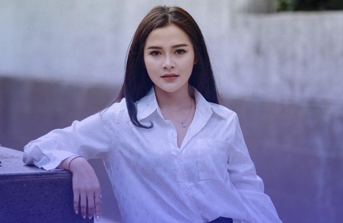 Mengungkap Kisah Romantis: Bella Bonita, dari Selebgram Madiun hingga Menjadi Istri Denny Caknan