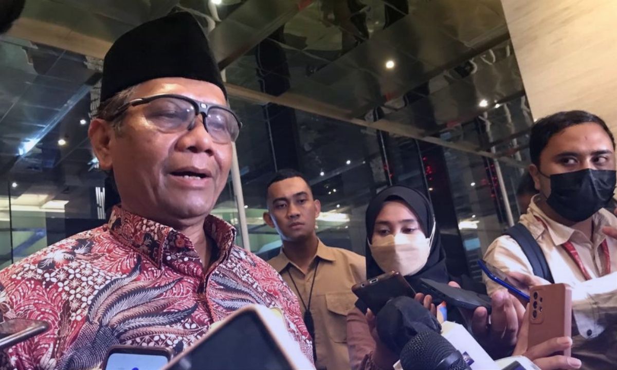 Penetapan Tersangka dan Penahanan Johnny G. Plate, Mahfud MD: Harus Sesuai dengan Hukum